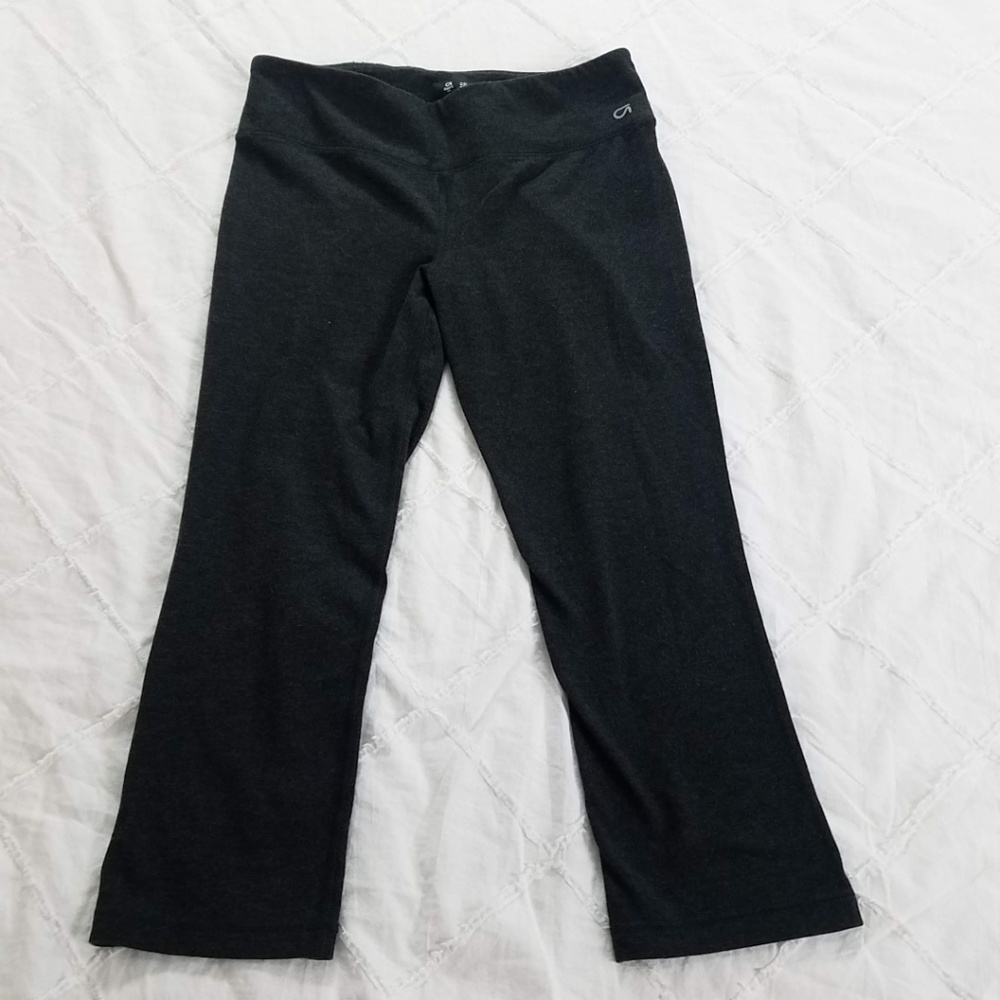 Gap Fit Size Small Crop Leggings Yoga Pants Gray - Picture 1 of 8